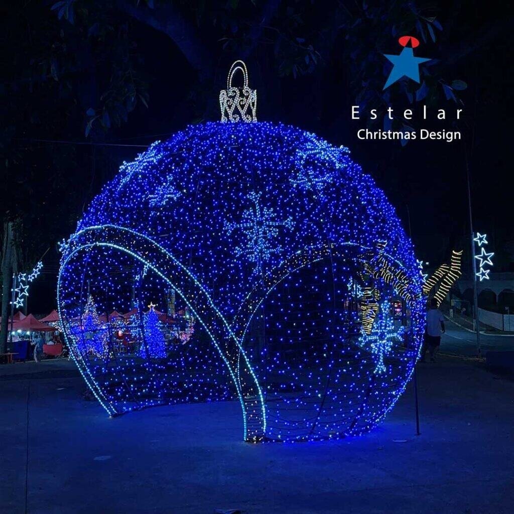 ideias de decoração de natal gigante para fachadas