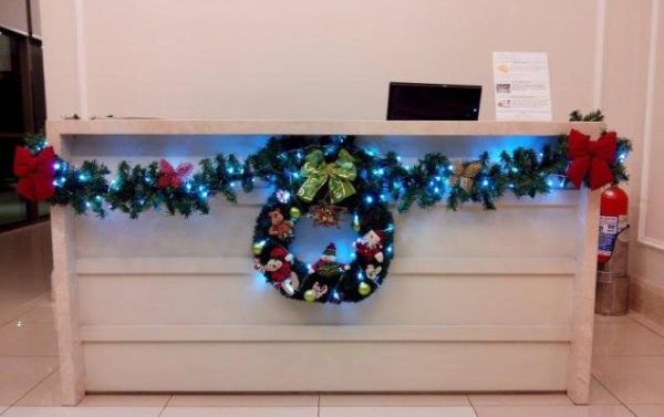 árvore de natal minimalista para recepção