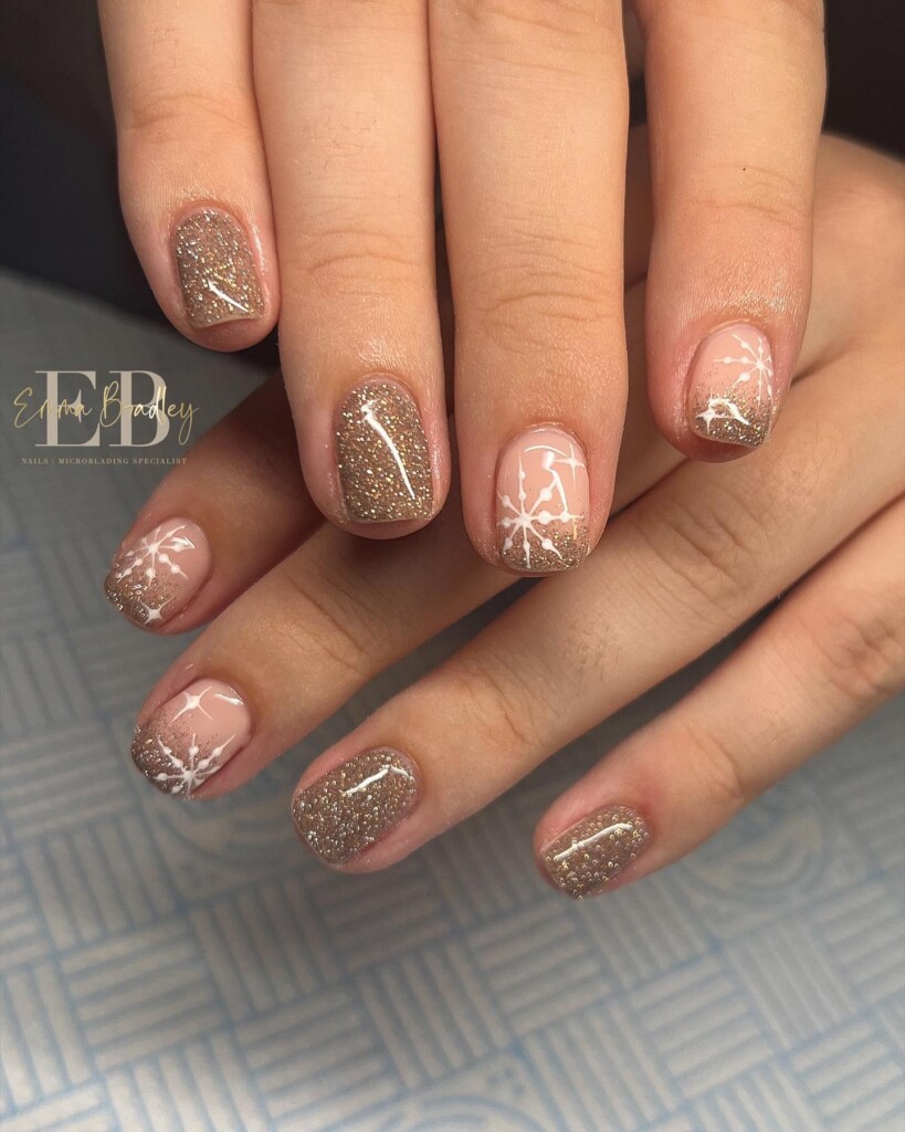 quanto custa fazer unhas de natal decoradas