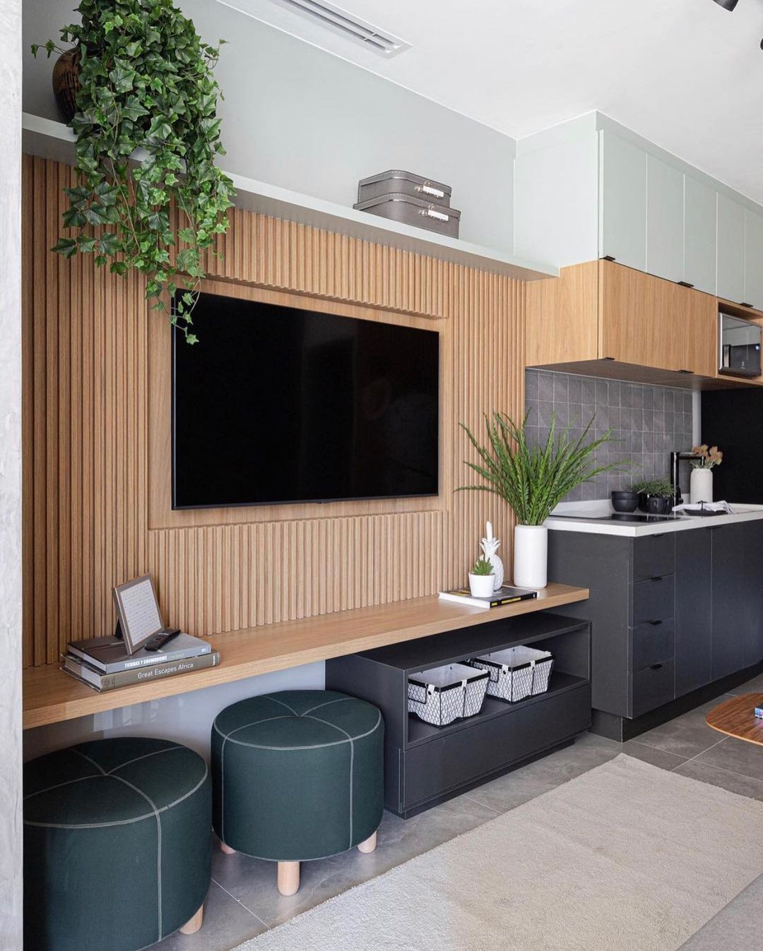 como decorar painel de tv pequeno com pouco dinheiro