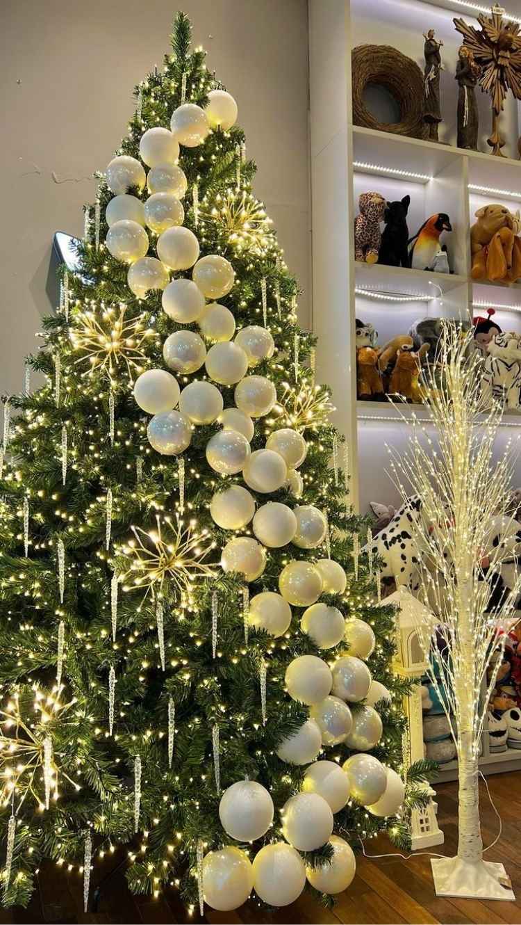 pinheiro de natal artificial vs natural qual escolher