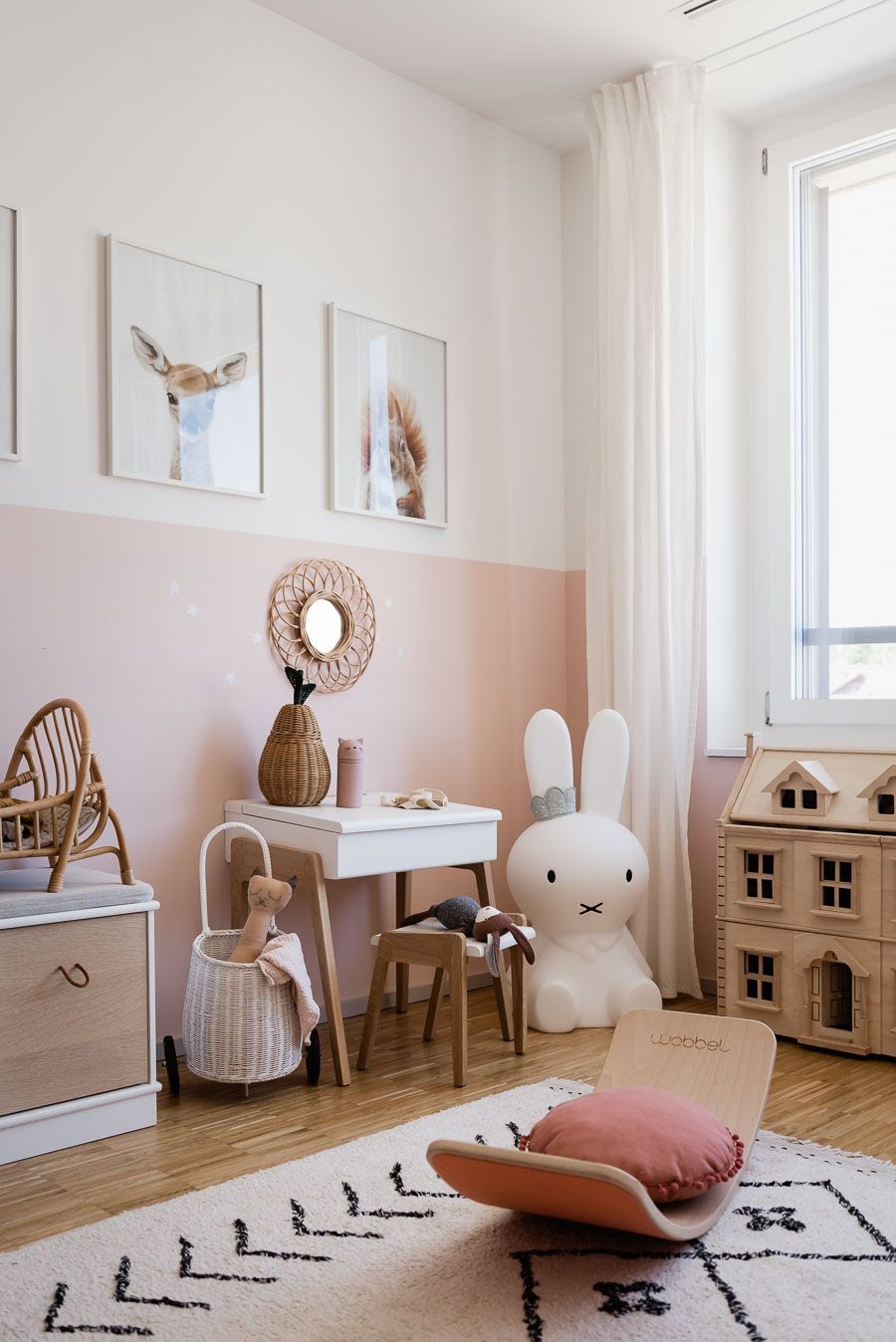 decoração quarto bebê menina minimalista