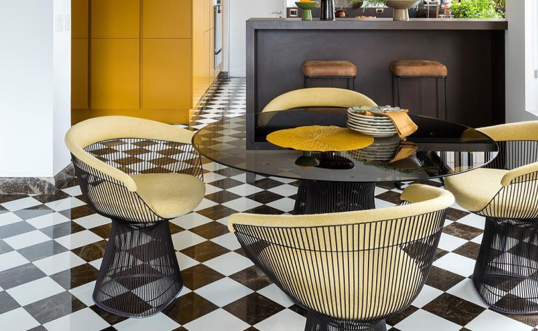 quanto custa decorar sala com piso preto