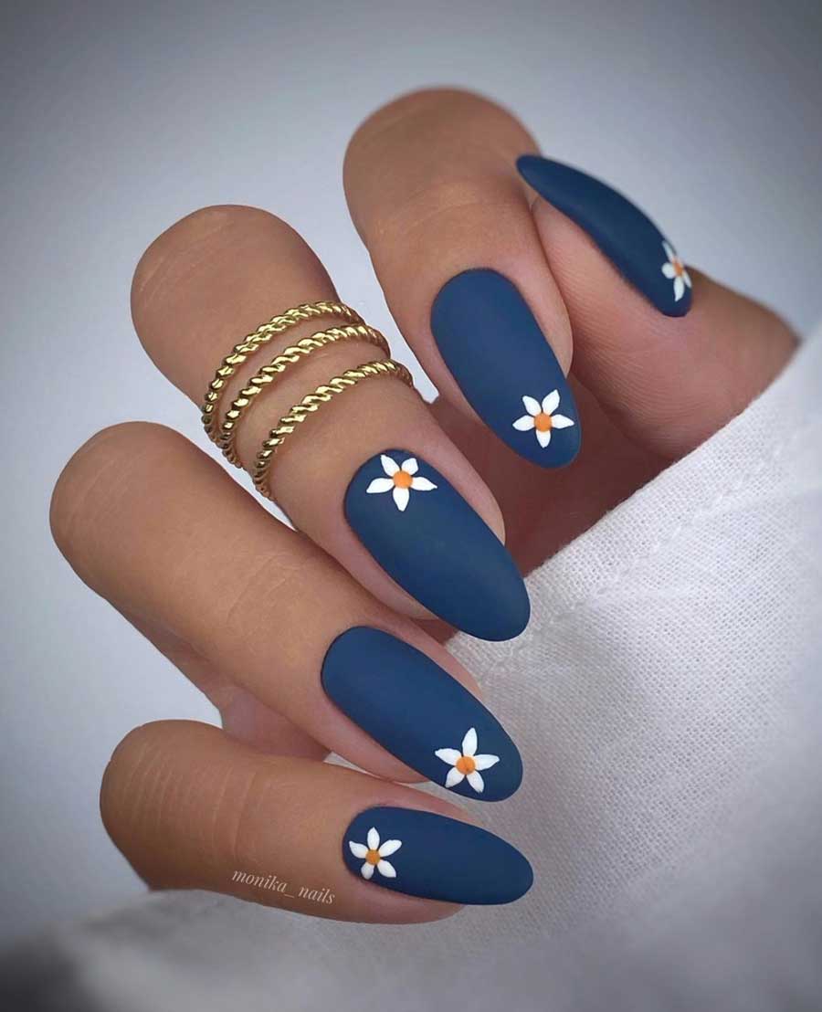 inspiração unhas almond decoradas 2026