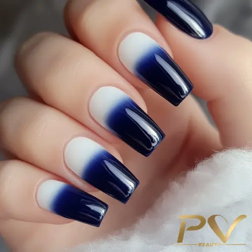 unha de gel azul francesinha