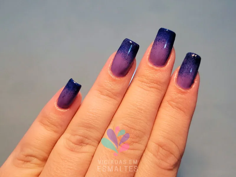 decoração de unha em gel lilas
