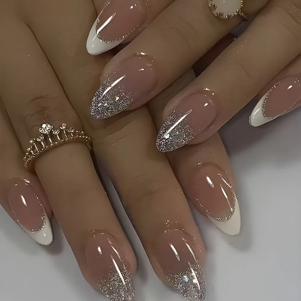 unhas postiças delicadas