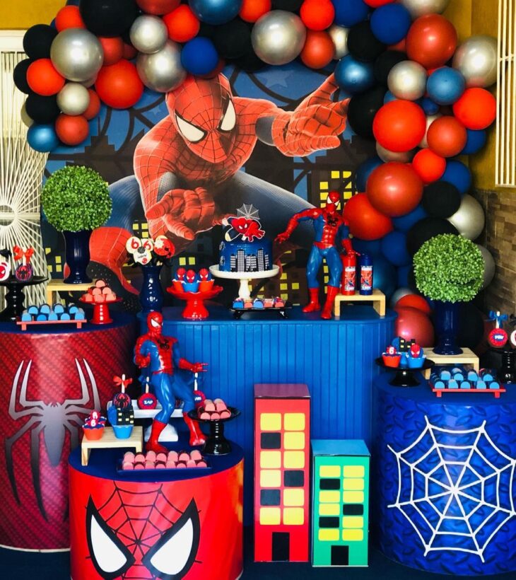 decoração homem aranha simples e barata