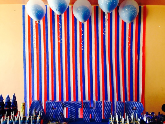 decoração do são paulo com papel crepom