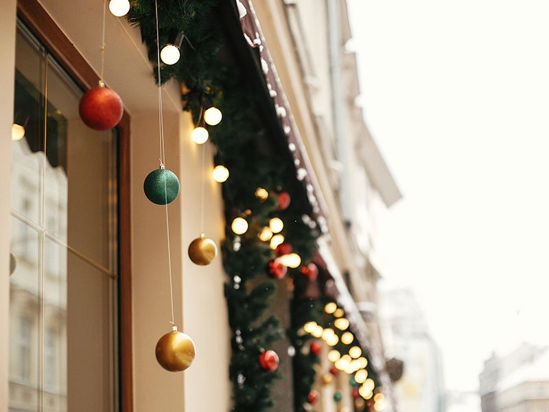como fazer guirlanda de natal simples para área externa