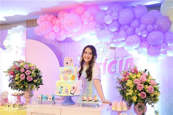 decoração mini table festa 13 anos menina