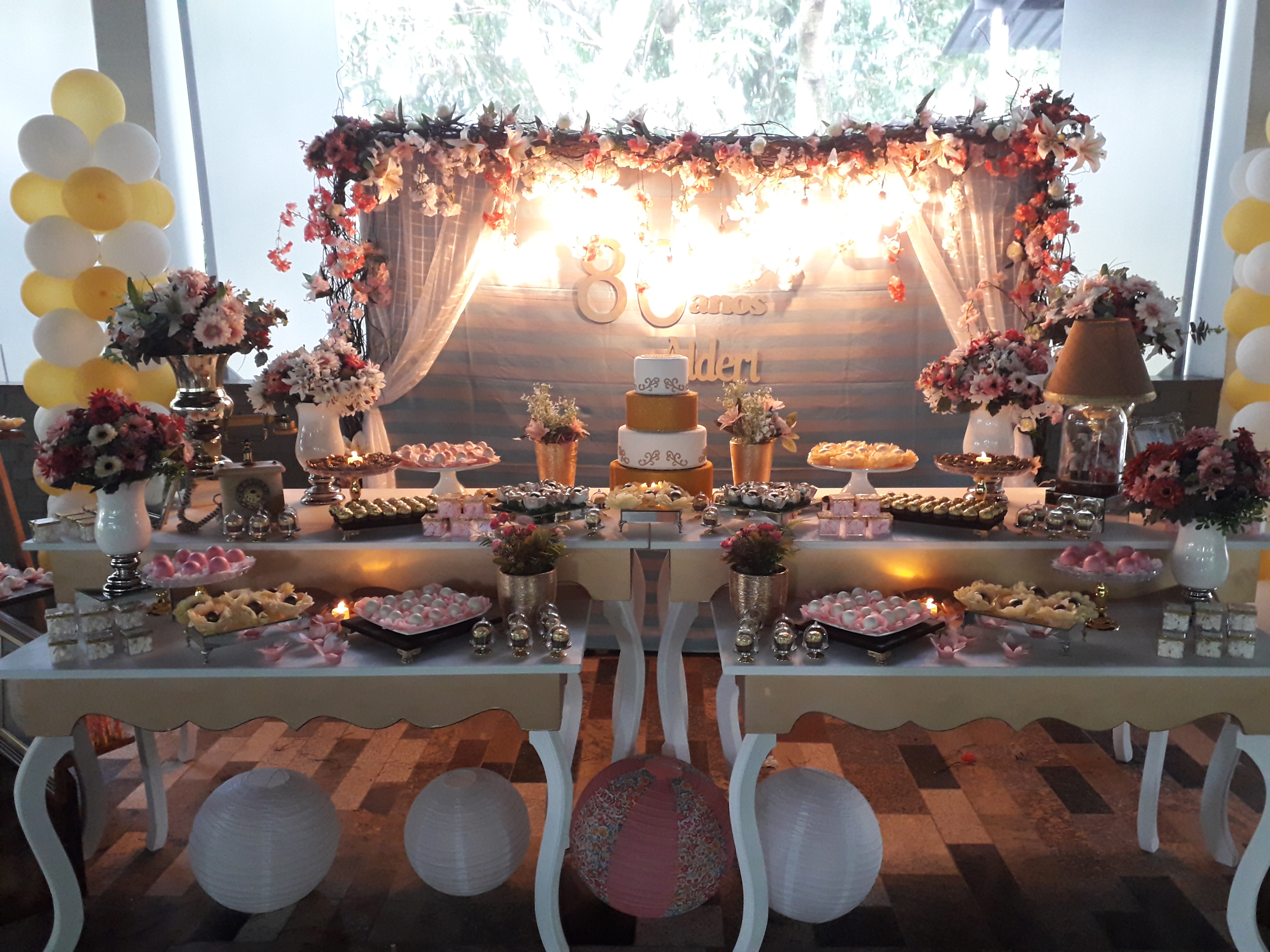 melhores temas decoração festa 80 anos feminino