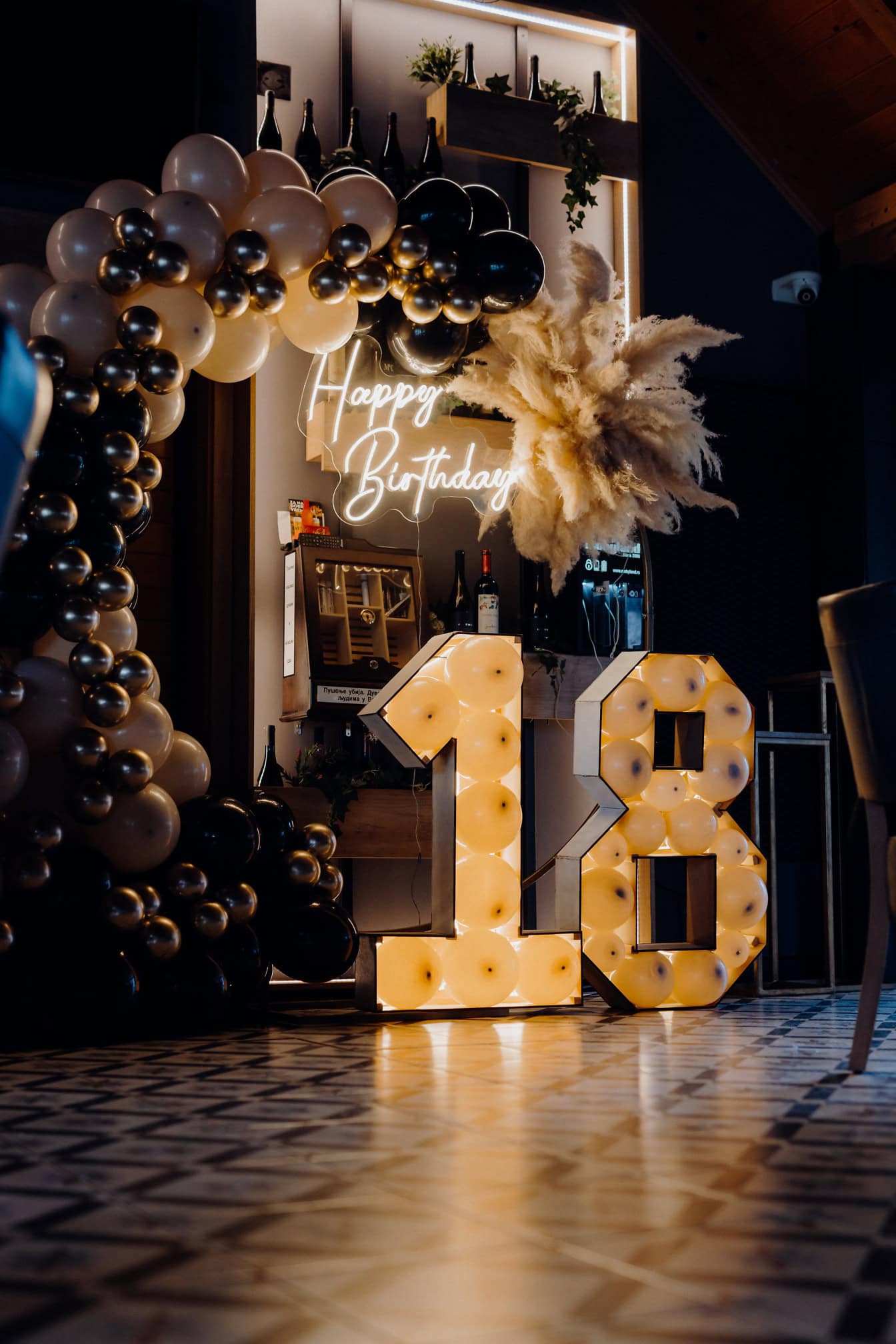 quanto custa decorar uma festa de 18 anos