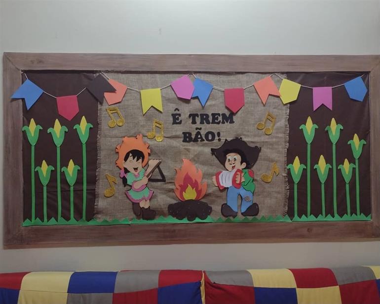 ideias criativas decoração junina escolar