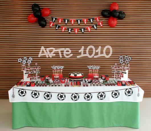 decoração flamengo simples e barata para aniversário