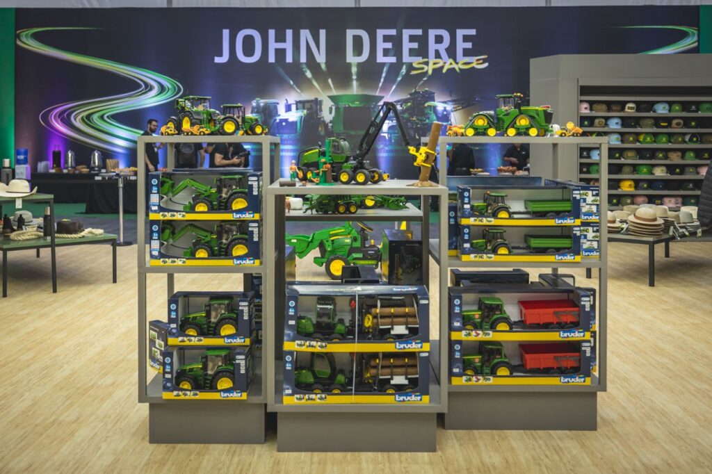 Decoração de Garagem John Deere: Placas Vintage e Estilo Rústico