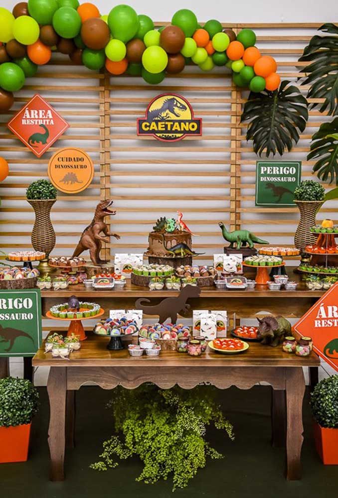 decoração jurassic park vs jurassic world qual a diferença