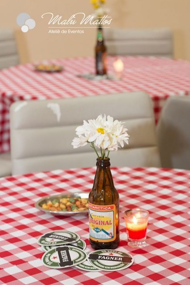 decoração mesa de boteco