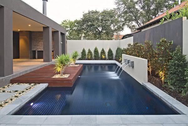 muro piscina com pedra moledo