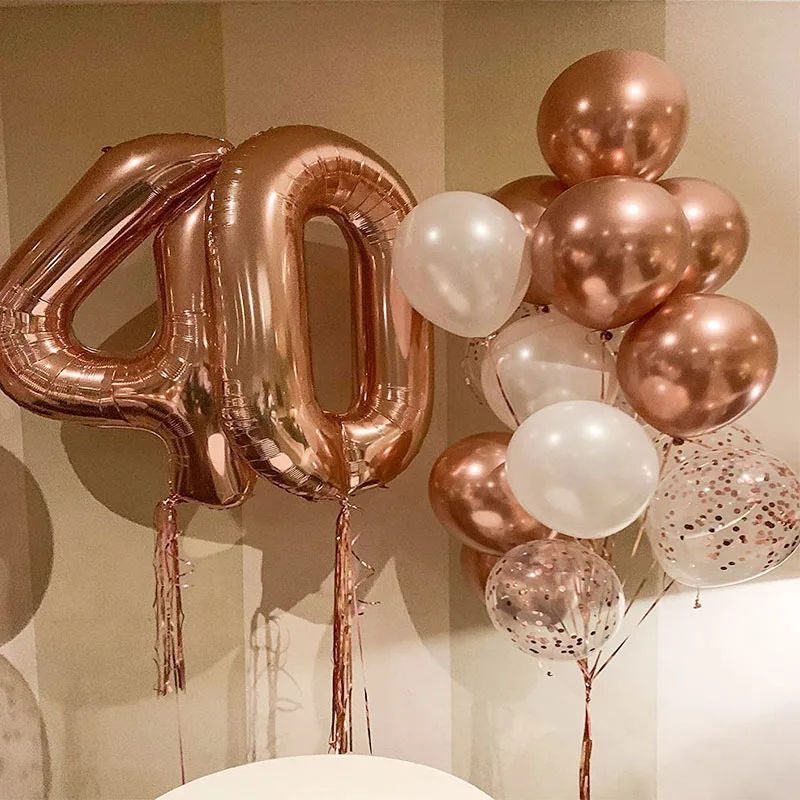 decoração 40 anos feminina preto e dourado