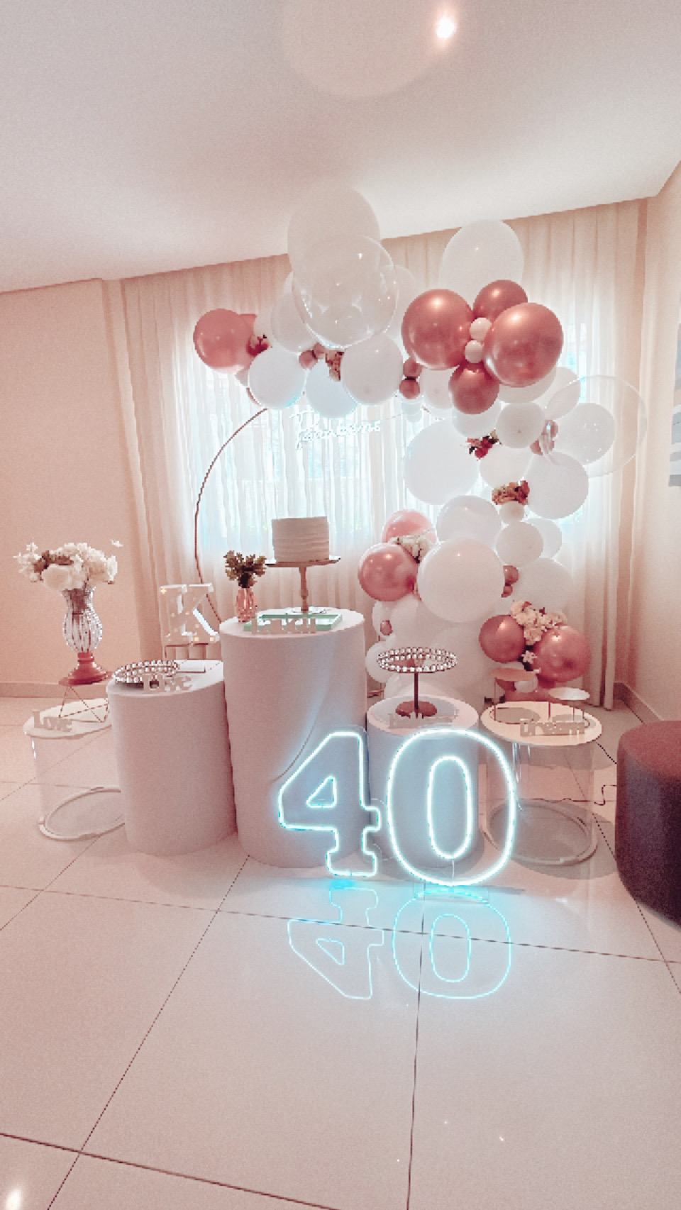 decoração 40 anos feminina tropical chic
