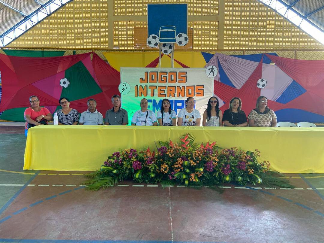 decoração jogos escolares baratos materiais recicláveis