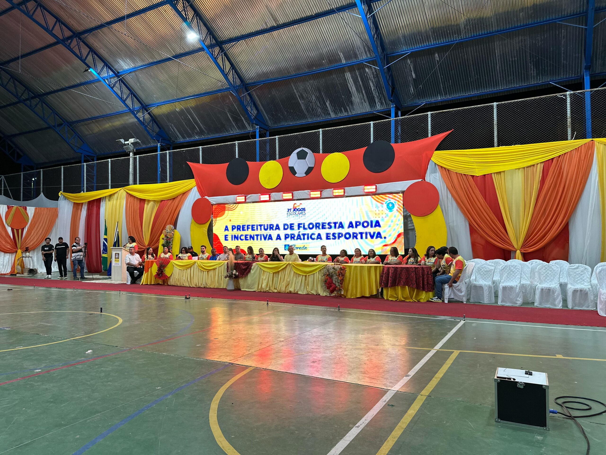 decoração jogos escolares versus gincana qual melhor