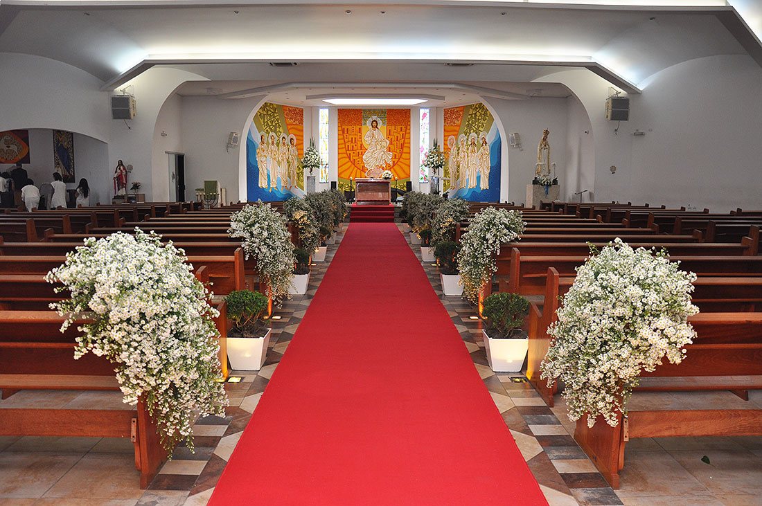 decoração minimalista igreja casamento