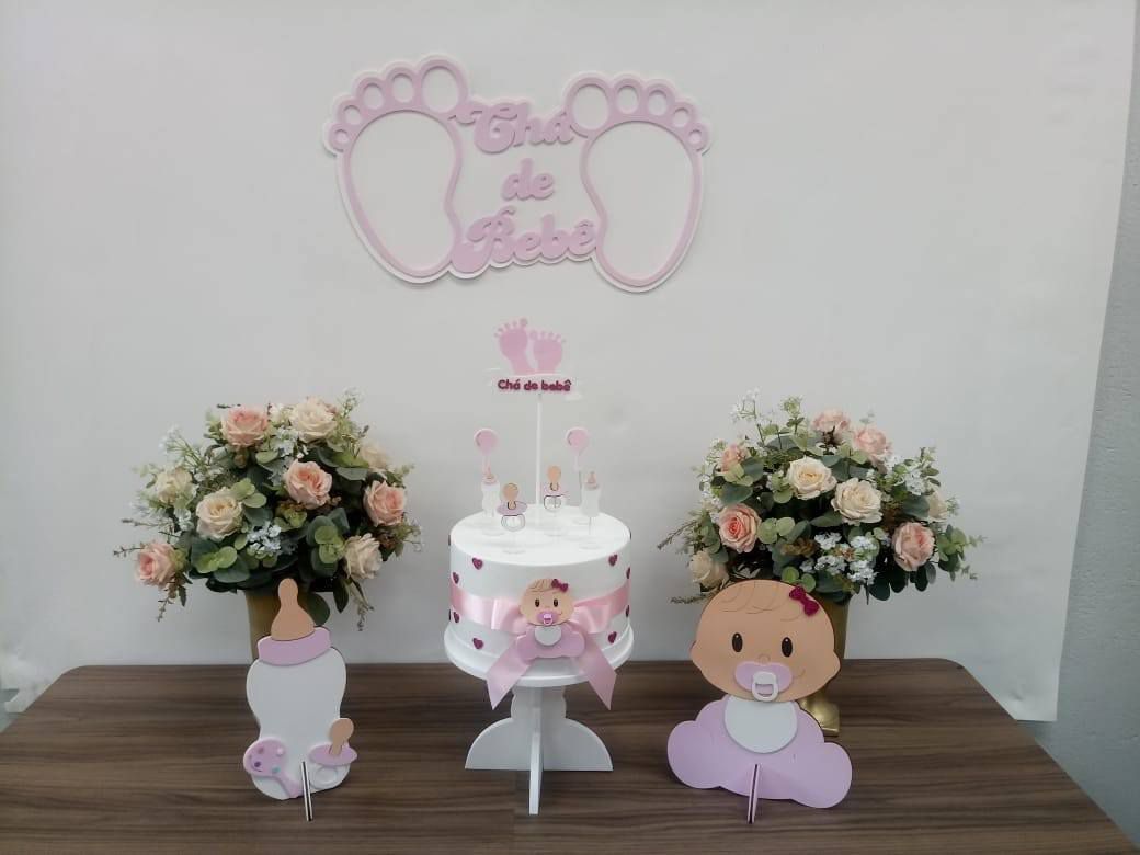 decoração chá de bebê feminino com tema jardim encantado