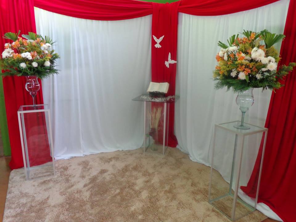 erros comuns ao decorar crisma em casa