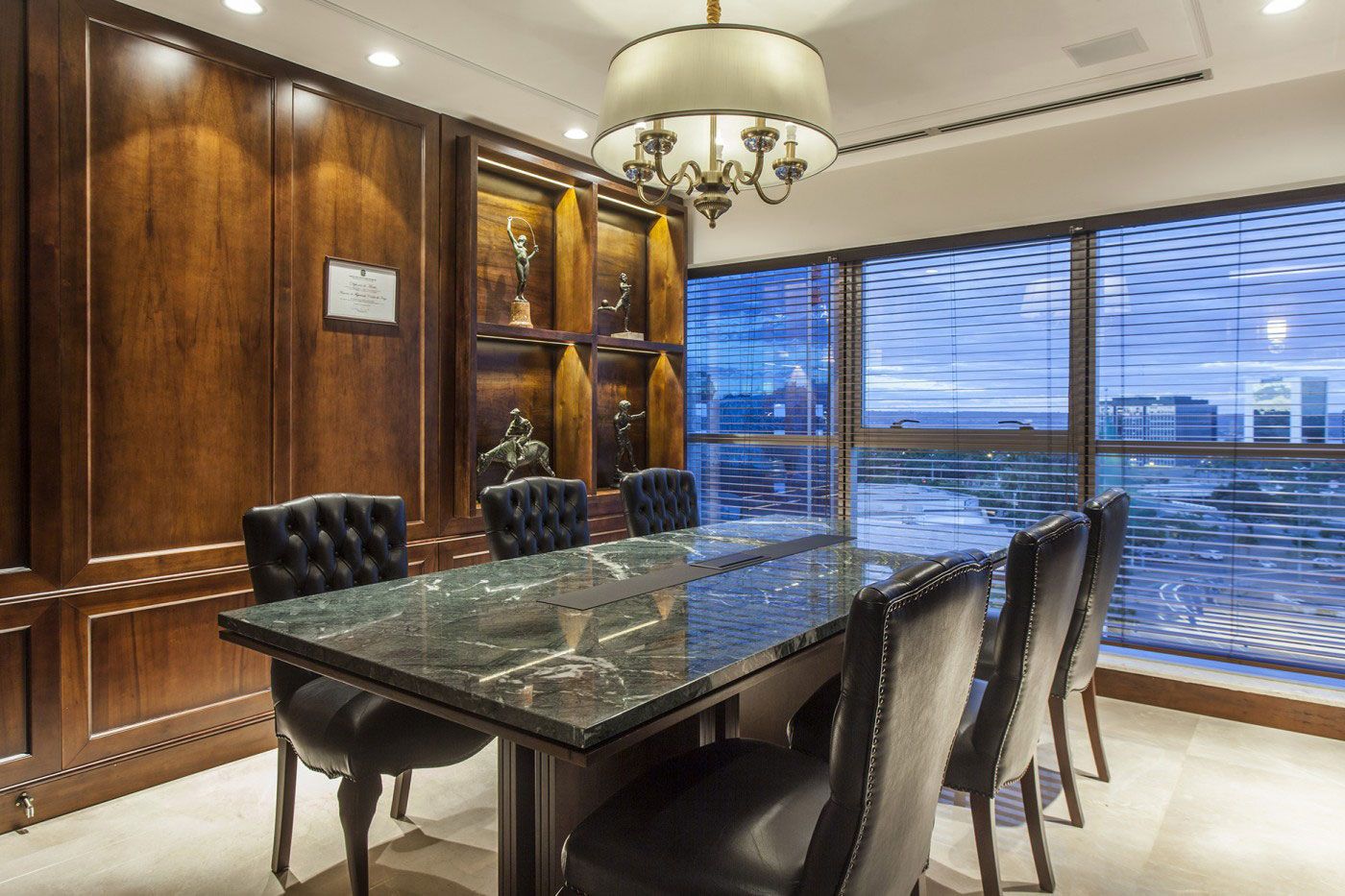 erros comuns decorar escritório advocacia evitar