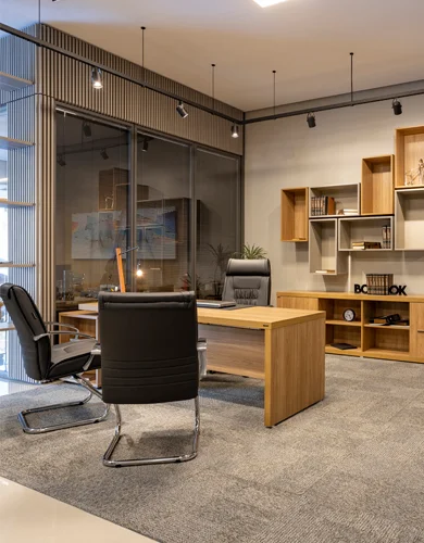 decoração escritório advocacia clássico versus moderno