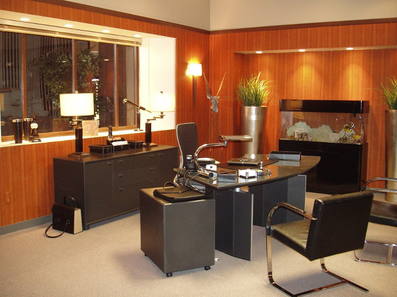 decoração escritório advocacia clássico versus moderno