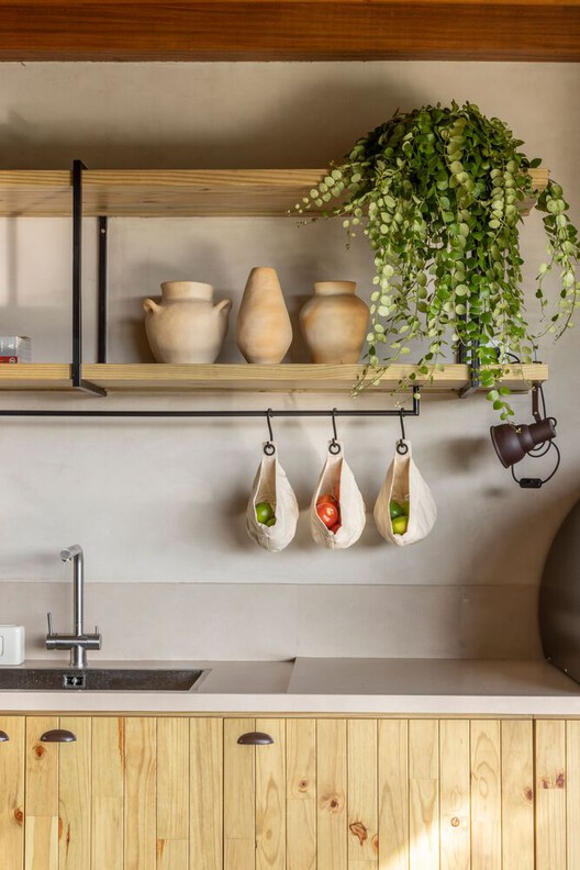 como escolher prateleiras para cozinha pequena