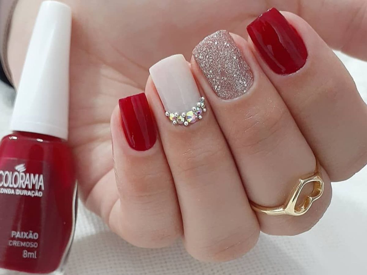 unhas curtas estilo luxo silencioso