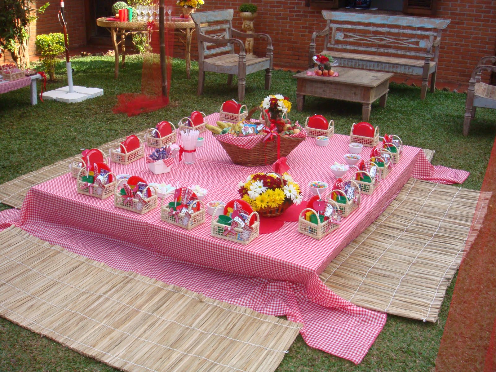 decoração piquenique aniversario com tema safari chic