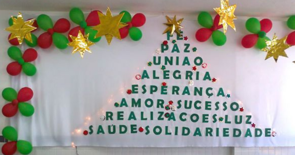 erros comuns ao decorar porta de natal na educação infantil