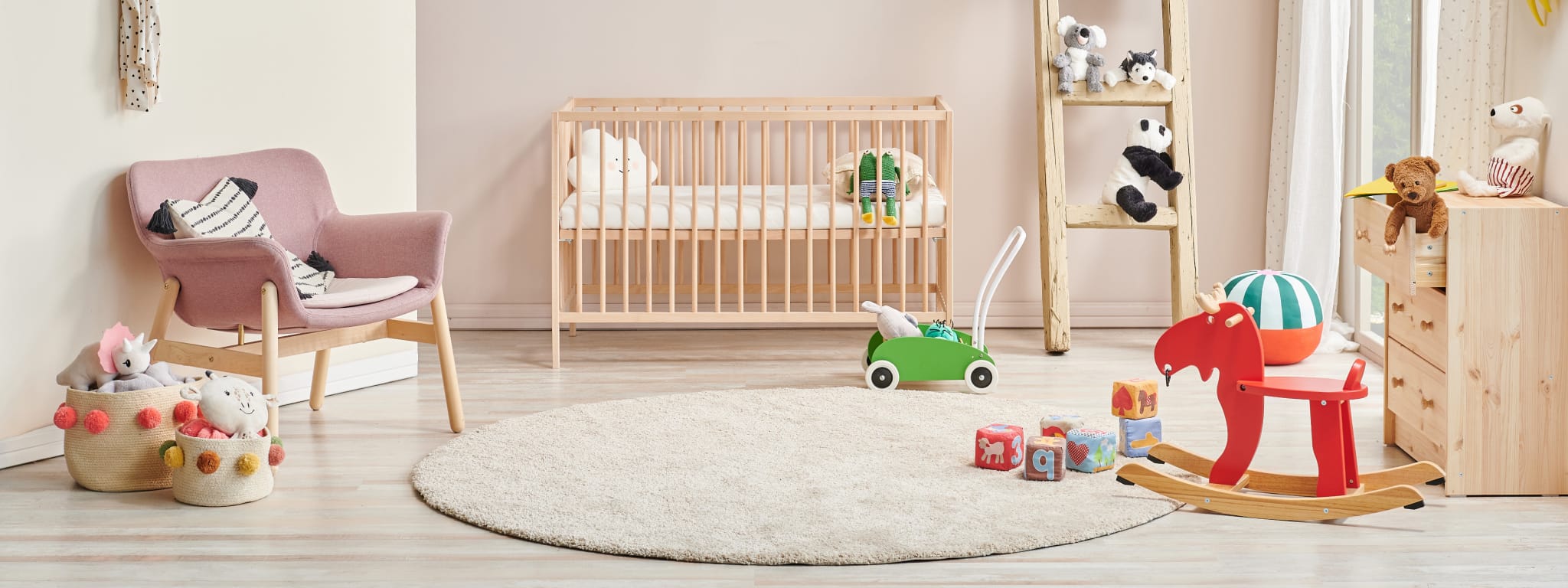 decoração quarto de bebê menina