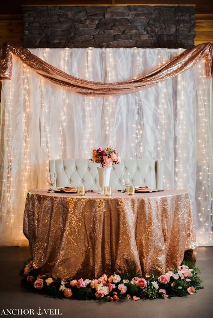 ideias de decoração de festa feminina rosê e dourado