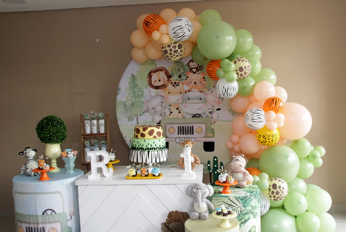decoração safari baby vs safari tradicional 1 ano