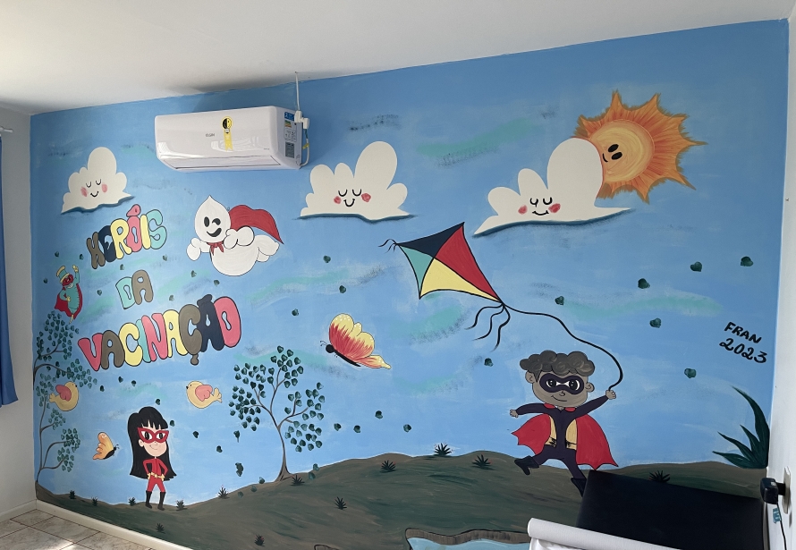 adesivos de parede ou murais pintados para sala de vacina