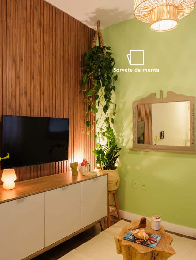 sala de estar simples e aconchegante
