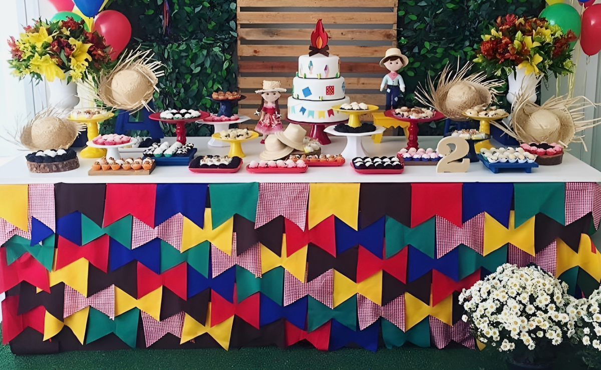 custo decoração sertaneja simples orçamento