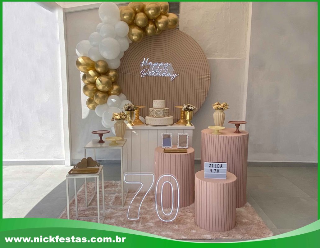 quanto custa decoração simples 70 anos