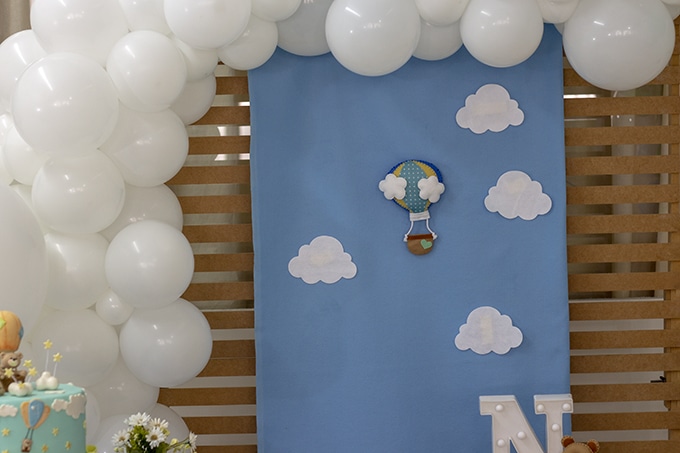 mesa principal chá de bebê menino simples