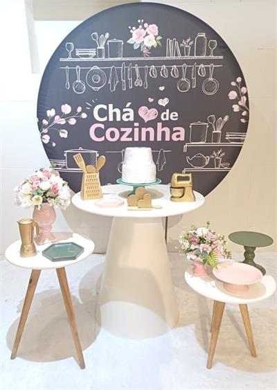 decoração simples chá de panela colorido