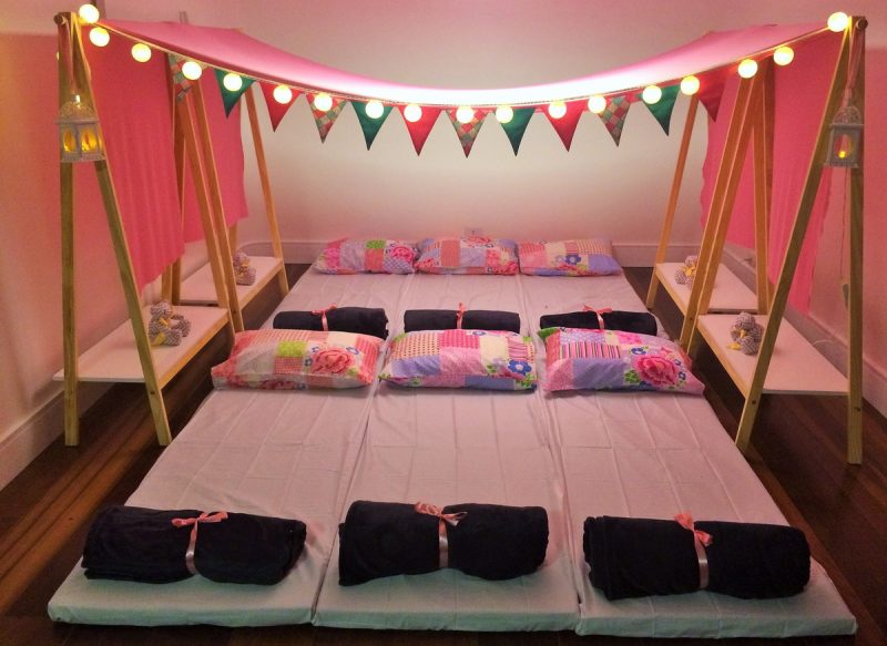 decoração simples festa do pijama