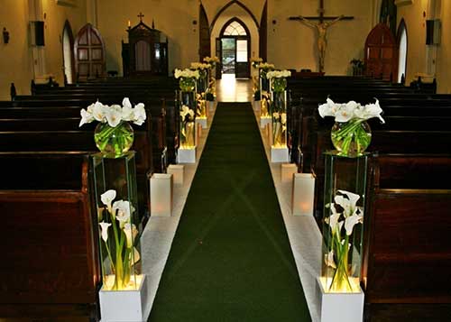 decoração igreja verde e branco