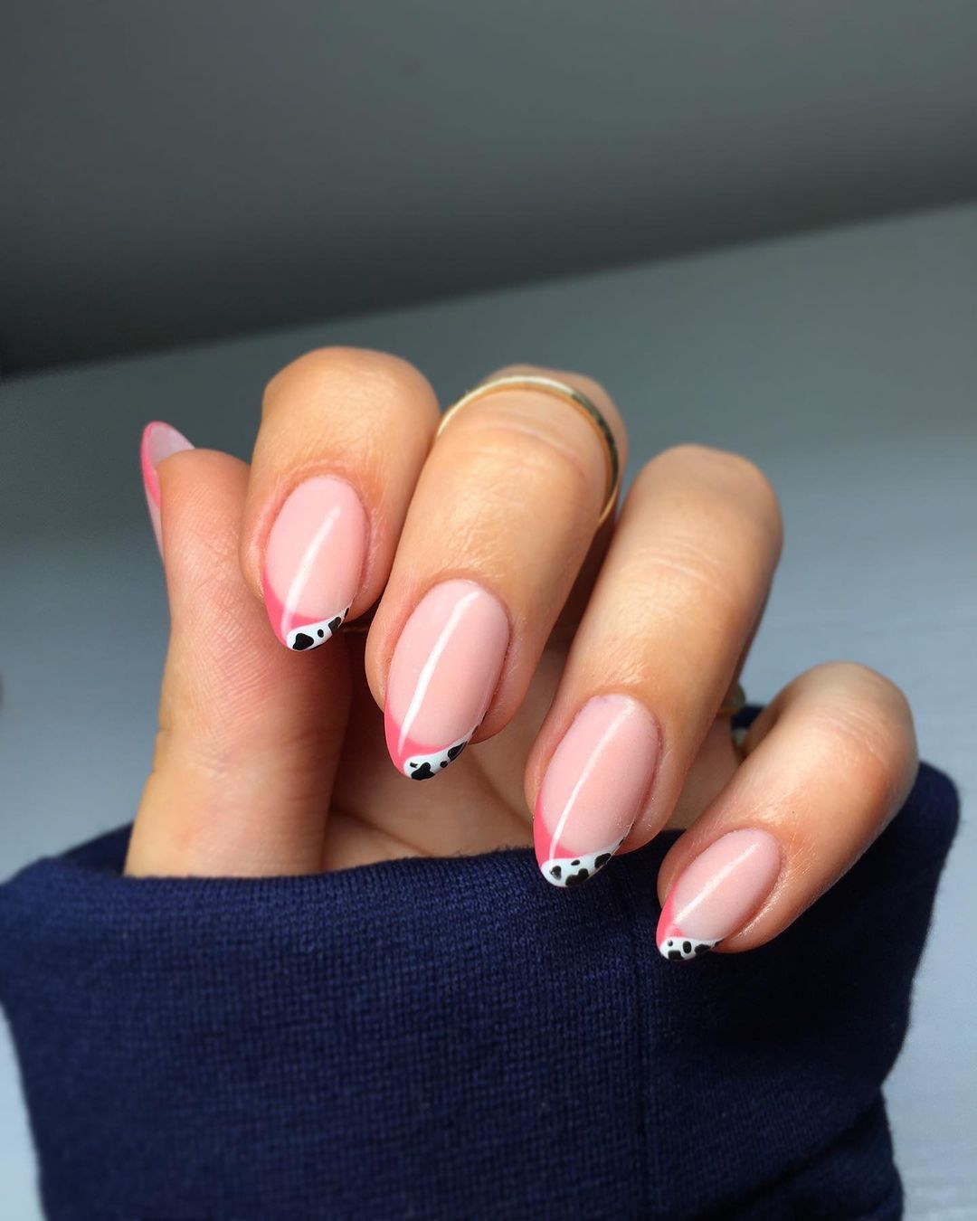 unhas almond para dia a dia
