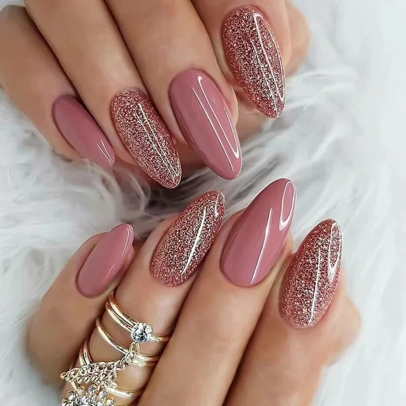 tendências unhas almond 2026